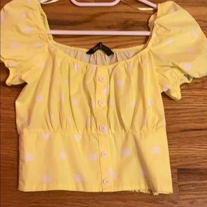 Cropped yellow Zara polka dot blouse